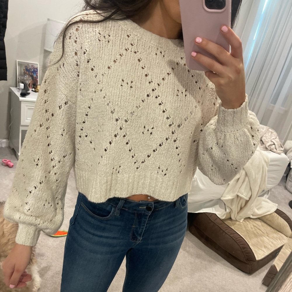 AE sweater - semi cropped